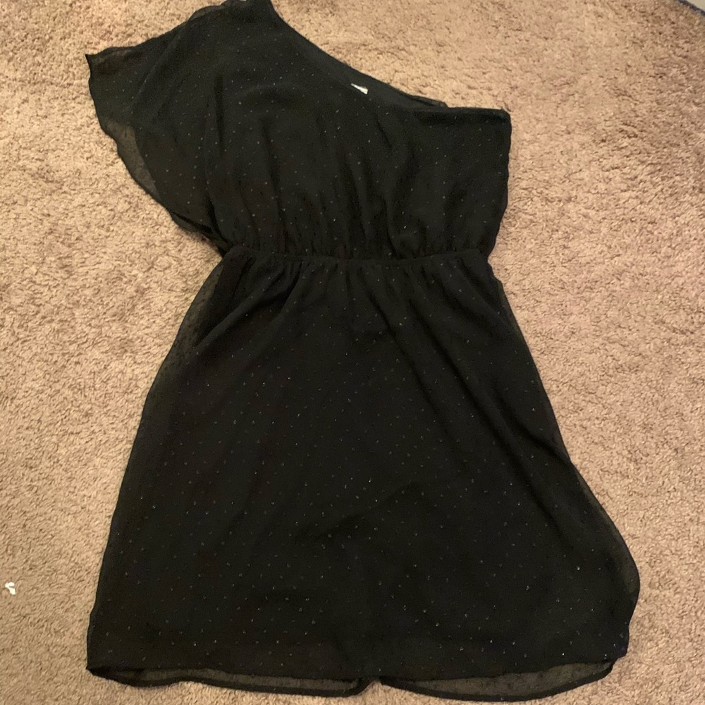 One shouldered black dress